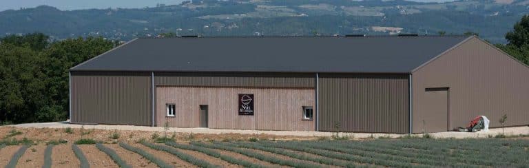 bâtiment agricole, construction bâtiment agricole, bâtiment agricole métallique, hangar agricole, charpente métallique, abri agricole, structure métallique agricole, élevage, bâtiment de stockage, exploitation agricole