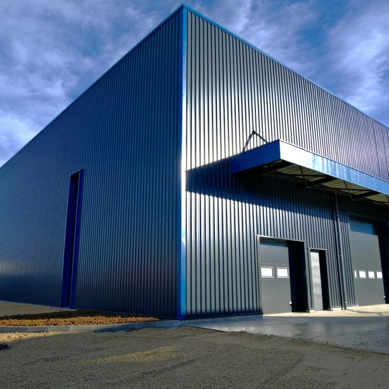 Bonhomme Bâtiment est intervenu en tant que contractant général pour la construction d'un bâtiment avec bureaux et atelier, d'une surface de 1 200 m² à Saint-Étienne-de-Saint-Geoirs (38), pour le compte de Kryomatech