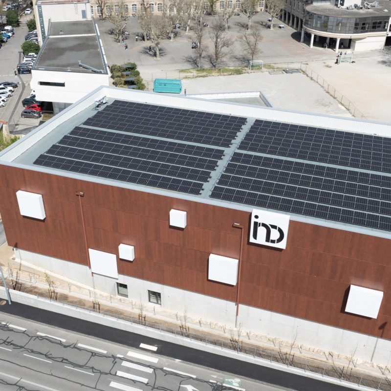 Bonhomme Bâtiment a réalisé les travaux de charpente métallique, couverture et bardage pour l'enseignement scolaire Institution Notre Dame à Valence.